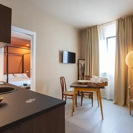 מלון דירות Labotanica_casalounge צ'סנטיקו